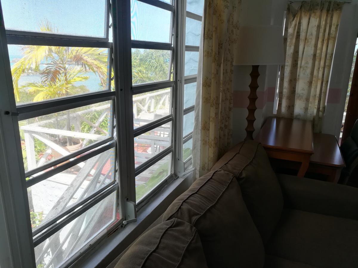 Inn La Galleria Five Islands Village Екстер'єр фото